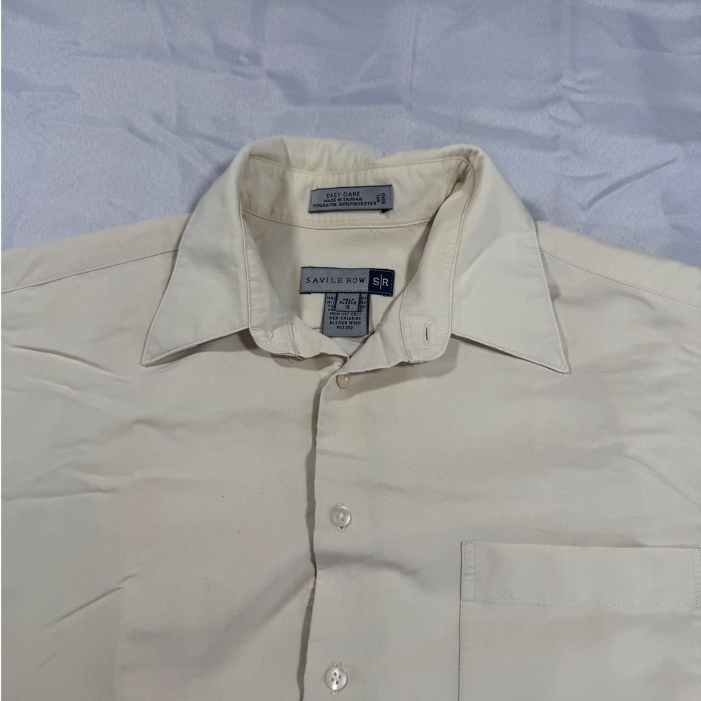 Savile Row Mens Button Up Shirt Size 16 Champagne Easy Care Comfort Office Work - Picture 4 of 11
